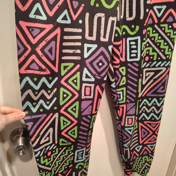 Spirit Halloween Geometric 80's Style Jogger Pants Adult Sz L Cosplay Costume - Picture 4 of 6